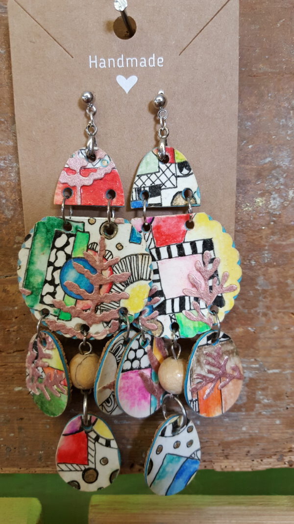 Vollbuntes aus Papier